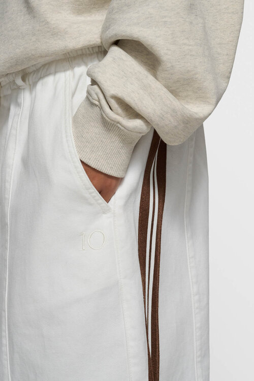 10Days Optic White wijde taps toelopende broek