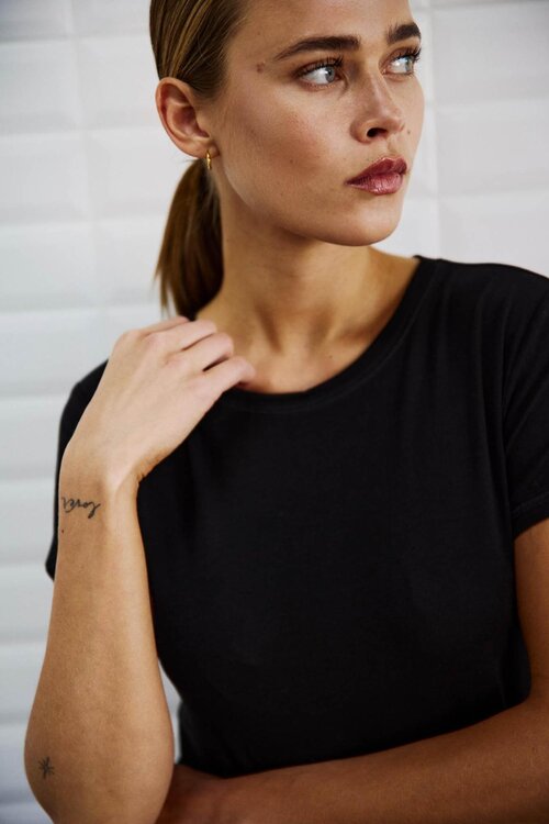 WITHBLACK Zwart T-shirt met Korte Mouwen