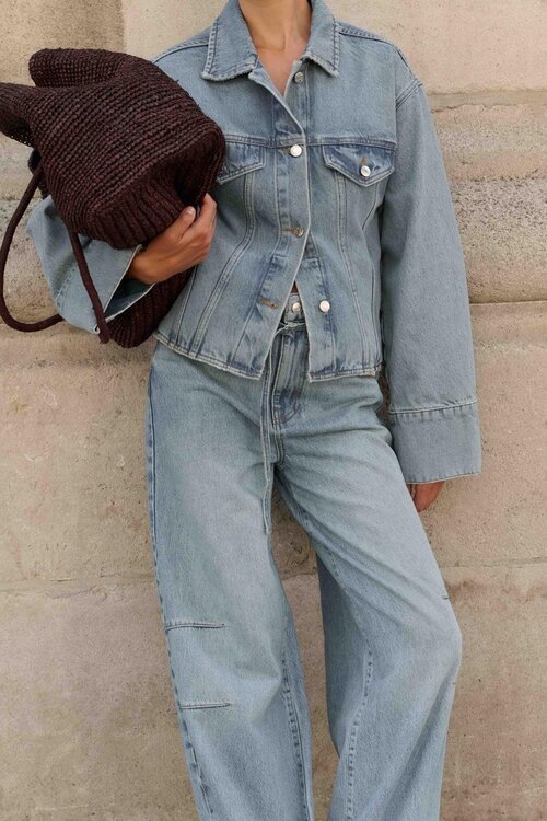 Club L'avenir Jeans in een zachte lichtblauwe tint