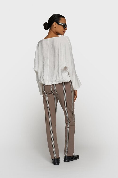 10Days Ecru top met vleermuismouwen