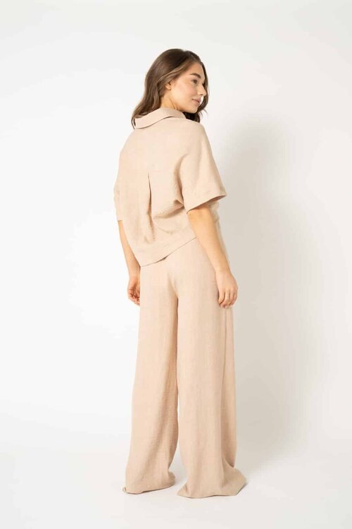 EST'SEVEN Crème Kleurige Top