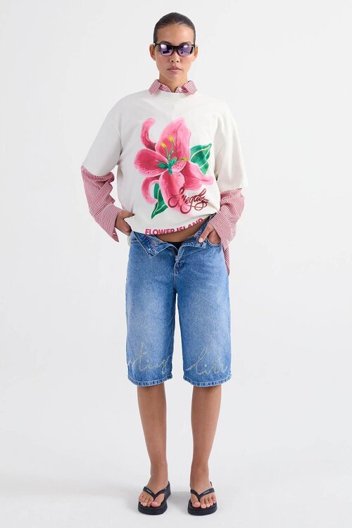 Stieglitz Off White Kaella T-shirt met Oversized Pasvorm