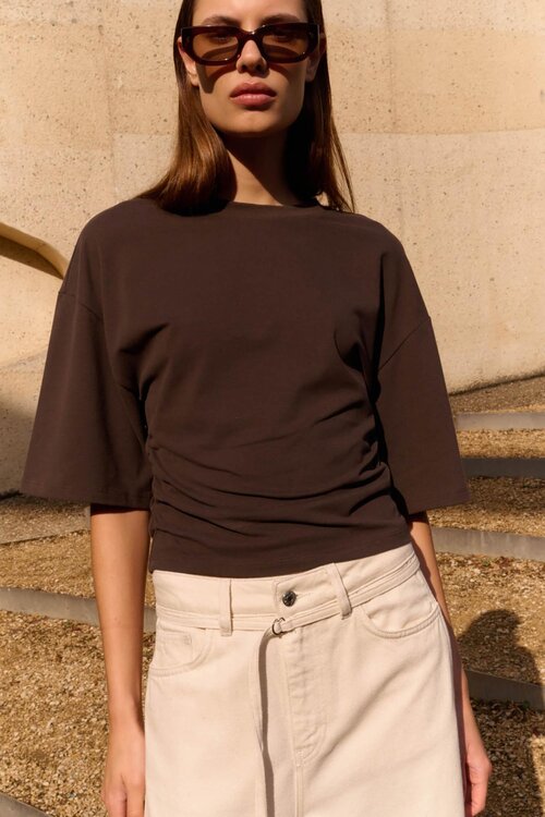 Club L'avenir Mireille Shirt in Diepbruin