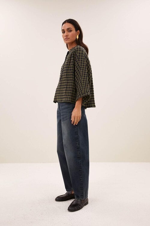 By Bar Baloe barrel jeans in de kleur Indigo