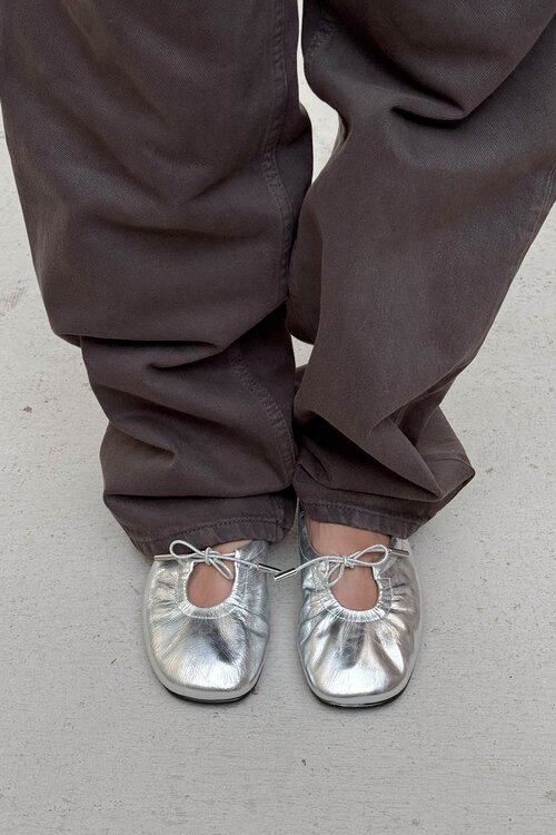 ALOHAS Rosalind Leren Ballerina's in Zilver