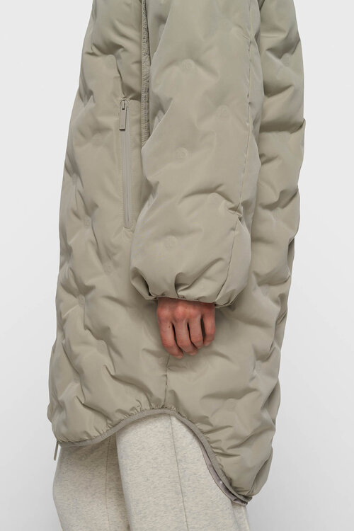 10Days the iconic coat in fog