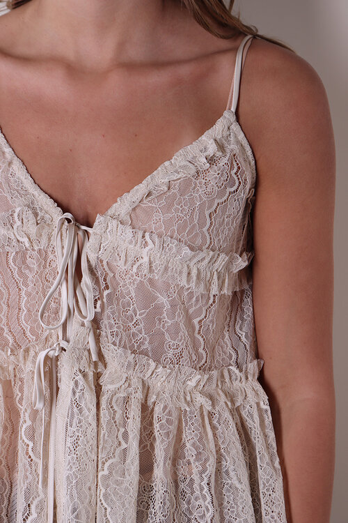 Haute L'Amitie Lace Tie Top met kant