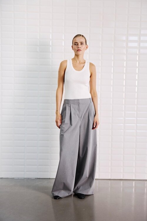 WITHBLACK Mouwloze top