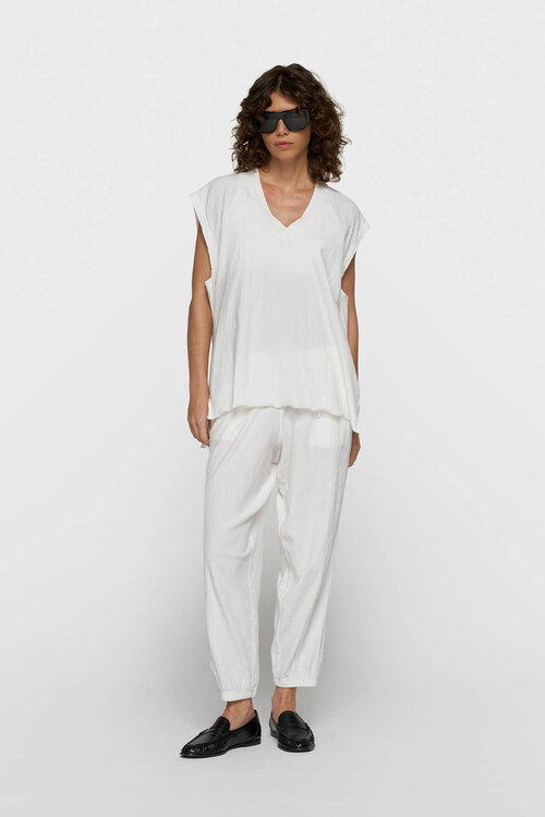 10Days ecru v hals crinkle top