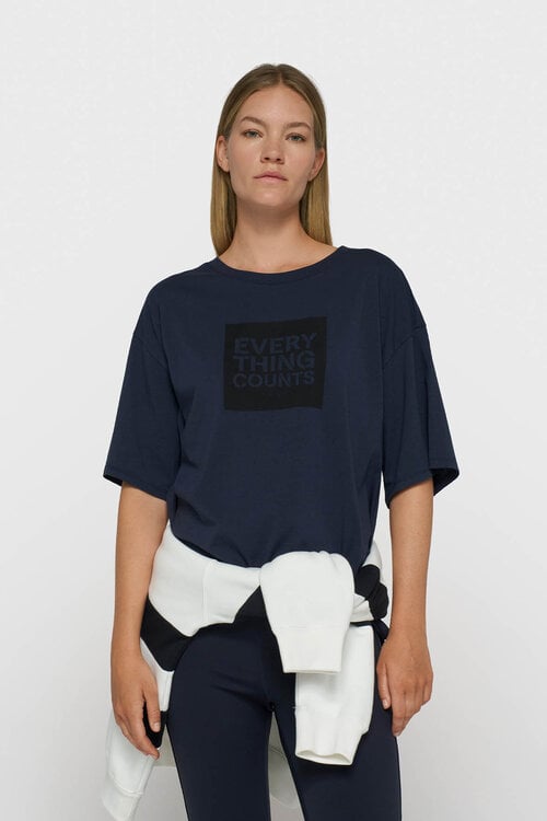 10Days everything counts tee in night