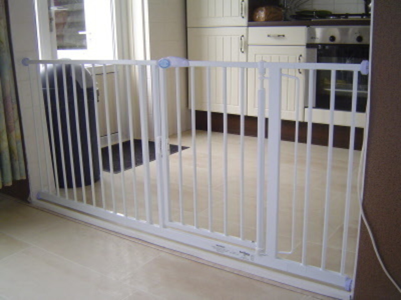 Bettacare Bettacare Barrière de Sécurité Escalier et Porte Auto-Close 204,6 - 211,6 cm