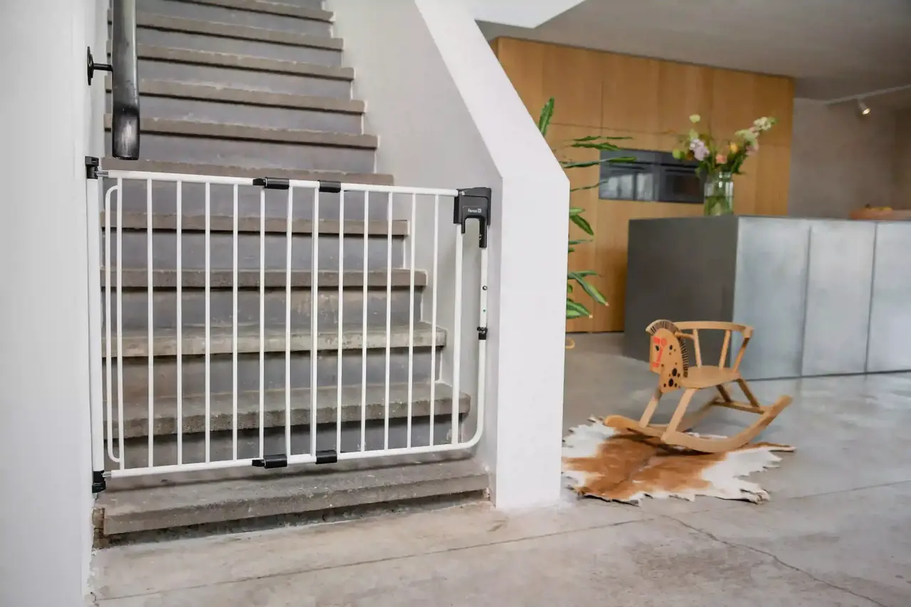 Fenss Fenss Safetydoor Barrière de Sécurité Escalier et Porte 75,5 - 116 cm
