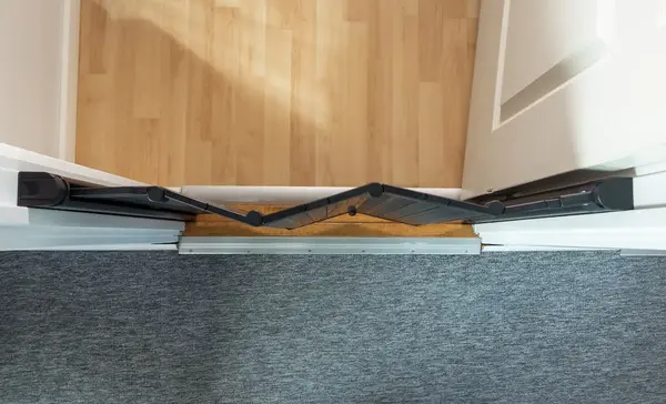 BabyDan BabyDan Guard Me Barrière de Sécurité Escalier et Porte 55 - 89 cm