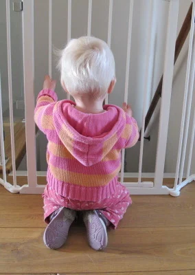 Barrière de sécurité escalier 24 mois