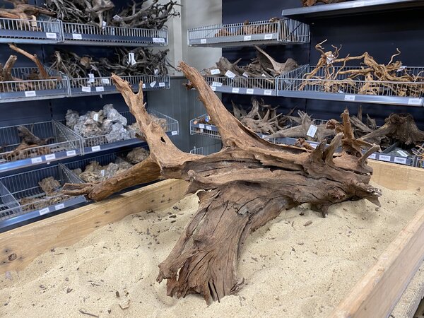 HS Aqua Mangrovenholz XL (65-90 cm) C HS Aqua Mangrovenholz XL (65-90 cm) C