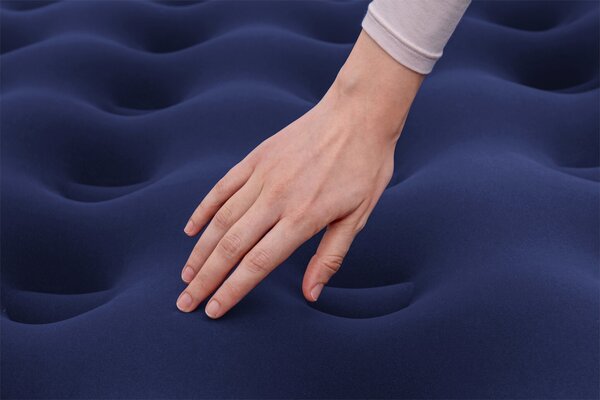 Bestway Luftbett Flocked Coil Beam 22cm Full