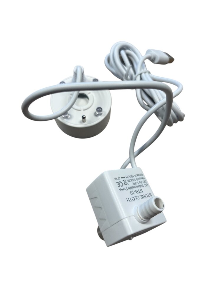 AquastoreXL Mistmaker Weiß mit RGB-Beleuchtung und Pumpe AquastoreXL Mistmaker Weiß mit RGB-Beleuchtung und Pumpe