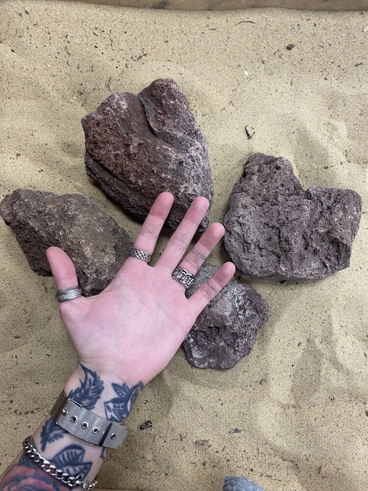 AQXL Selected A Steingebündel Lavastein rot 4 Stück AQXL Selected A Steingebündel Lavastein rot 4 Stück