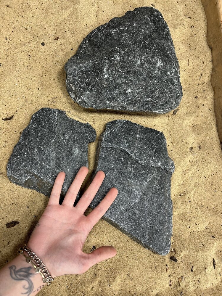 AQXL A Steenbundel Black Flat River 3 Stück AQXL A Steenbundel Black Flat River 3 Stück