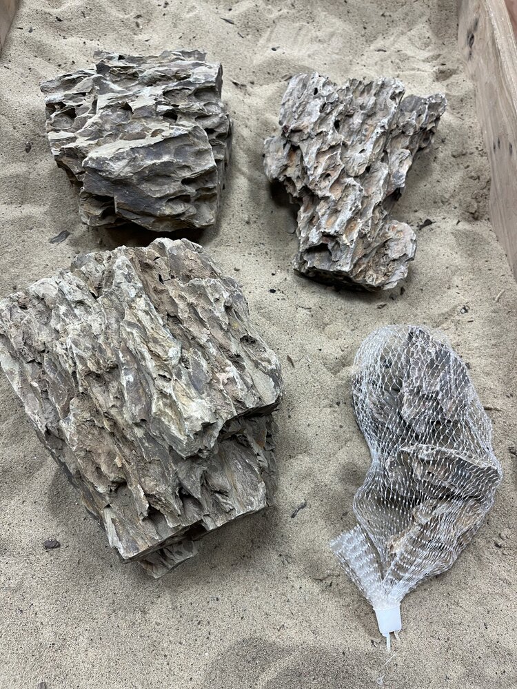 AQXL F Steinbündel Dragon Rock braun 4 Stück AQXL F Steinbündel Dragon Rock braun 4 Stück