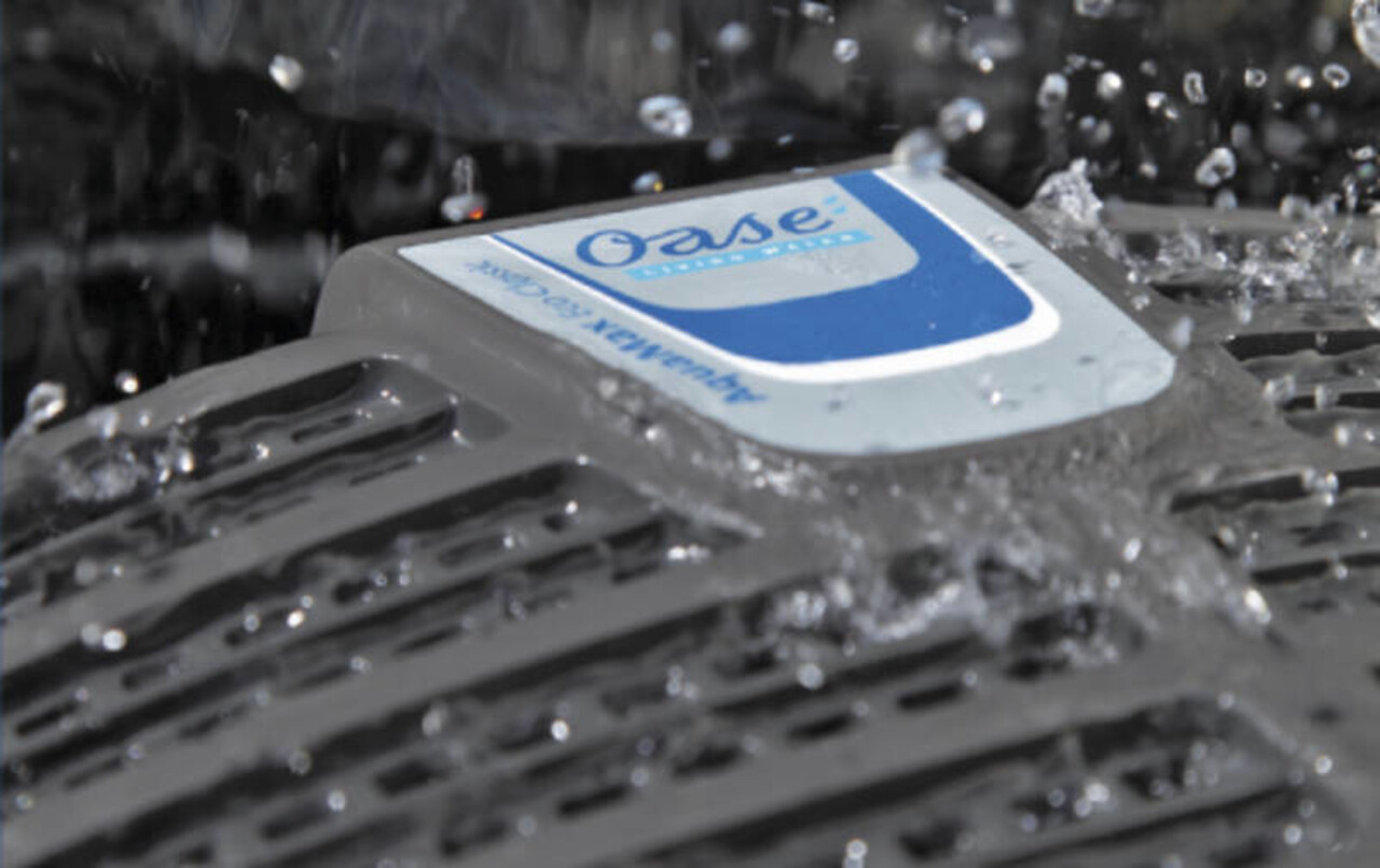 Oase AquaMax Eco Classic 2500 E Oase AquaMax Eco Classic 2500 E