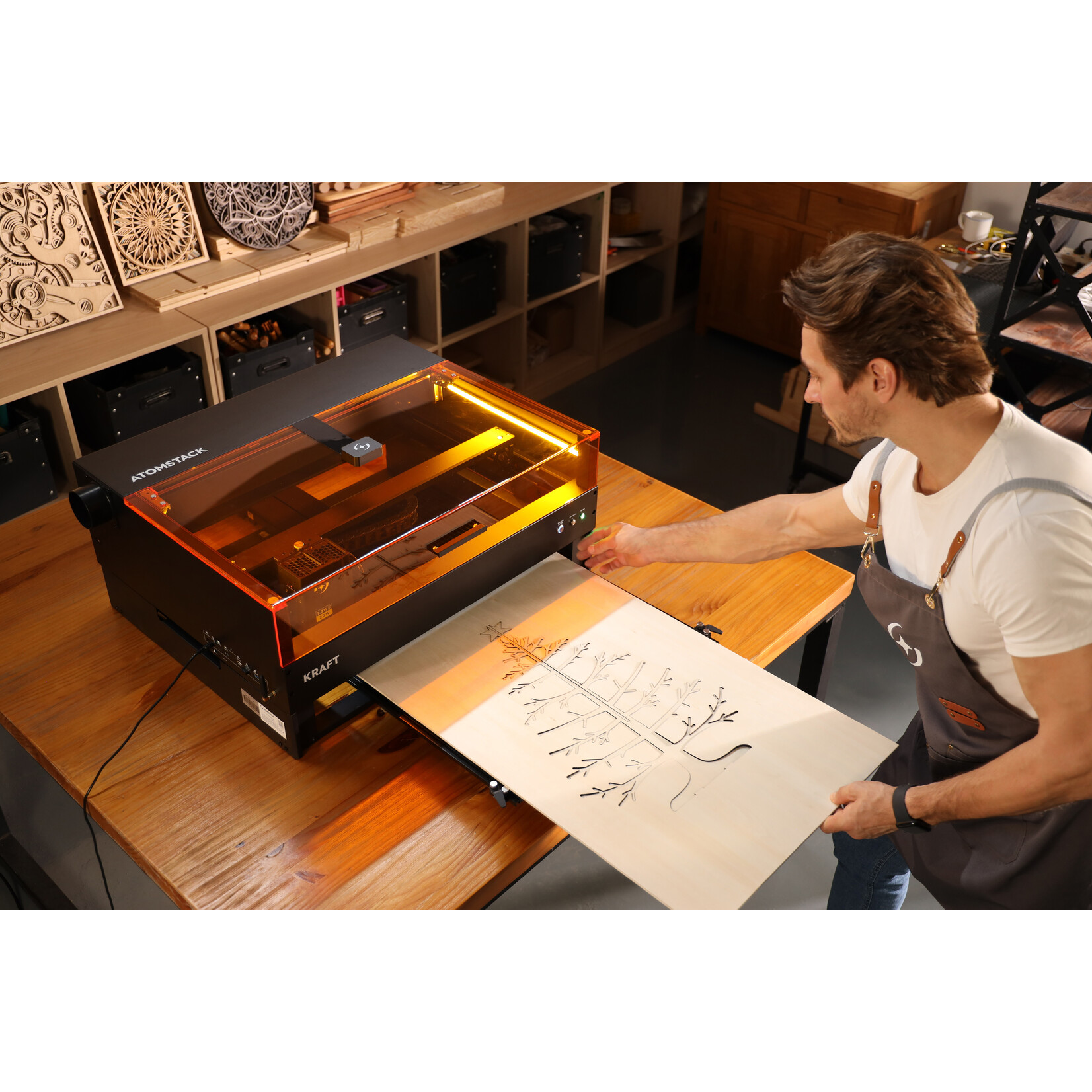 AtomStack R7 Pro Conveyor Feeder