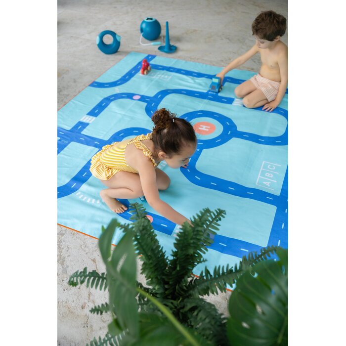 Quut Playtowel XXL - Strandlaken - Road (180x180cm)