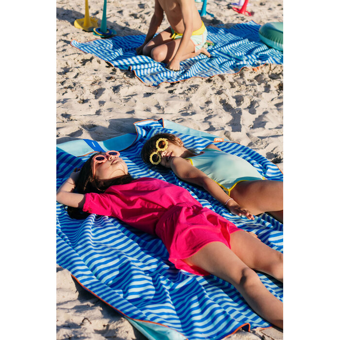 Quut Playtowel XXL - Strandlaken - Road (180x180cm)