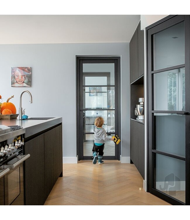 Austria Austria Nero Legno Chiari Stomp