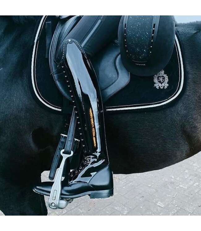 accessoires 2cm rand onder de boog van de schacht met Swarowski stenen