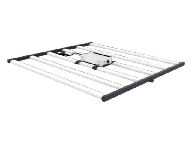 rechthoekige zwarte LED kweeklamp met 645 watt vermogen en full-spectrum verlichting voor 120x120 cm groei en bloei rechthoekige zwarte LED kweeklamp met 645 watt vermogen en full-spectrum verlichting voor 120x120 cm groei en bloei