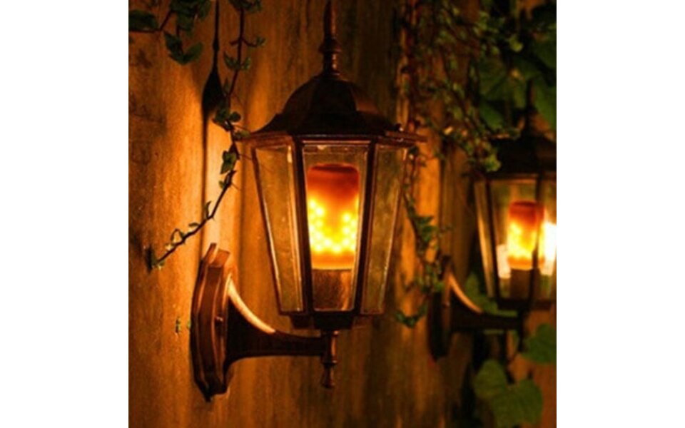 HLW LED LED Flame Lamp E27 5W 1500K Warm Wit HLW LED LED Flame Lamp E27 5W 1500K Warm Wit