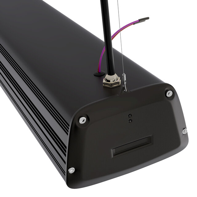 lineaire LED High Bay lamp 150W dimbaar met neutraal wit licht 4000K en IP65 beschermingsklasse