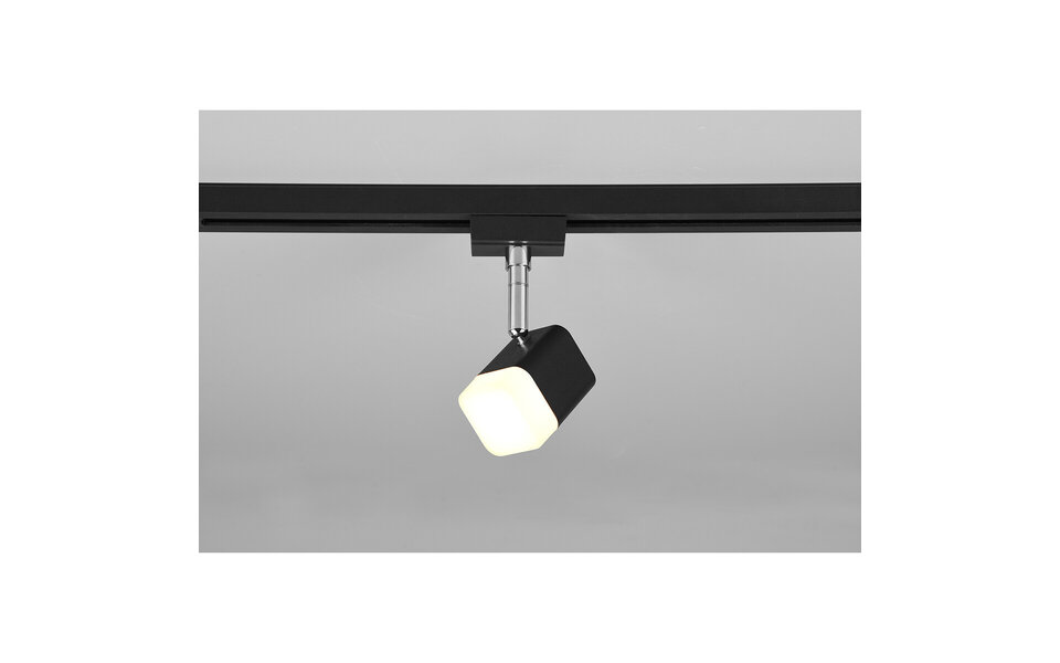 HLW LED LED Spot 5W Dimmable with Adjustable Beam Angle in Warm White 2700K–3000K HLW LED LED Spot 5W Dimmable with Adjustable Beam Angle in Warm White 2700K–3000K