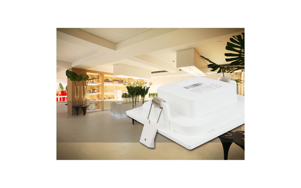 HLW LED LED Downlight Slim Pro 9W - Recessed LED Downlight Warm White 2700K–3000K Square HLW LED LED Downlight Slim Pro 9W - Recessed LED Downlight Warm White 2700K–3000K Square