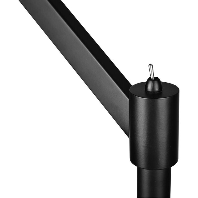 slanke mat zwarte LED vloerlamp van aluminium met E27 fitting en maximaal 60W vermogen