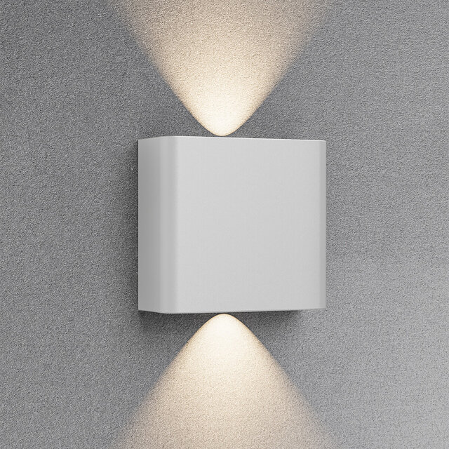 Witte LED wandlamp 2W met up/down licht en koelwit 6000K voor buitengebruik IP65