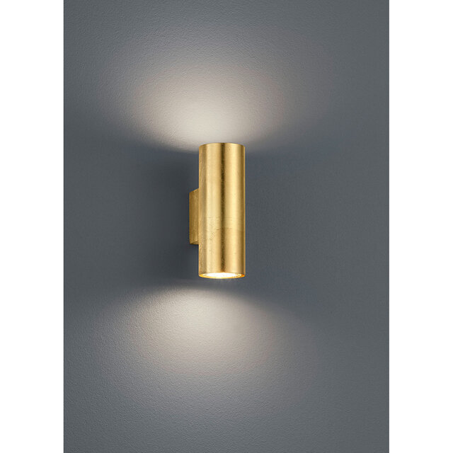 Ronde mat gouden LED wandlamp met 2x GU10 fitting en warm wit licht van 3000K Ronde mat gouden LED wandlamp met 2x GU10 fitting en warm wit licht van 3000K