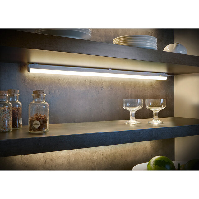 Witte rechthoekige LED wandlamp 13W met warm wit licht 3000K en 1100 lumen Witte rechthoekige LED wandlamp 13W met warm wit licht 3000K en 1100 lumen