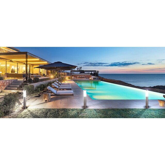 Ronde staande buitenlamp van RVS met E27 fitting en chroomkleurige LED verlichting tot 60W