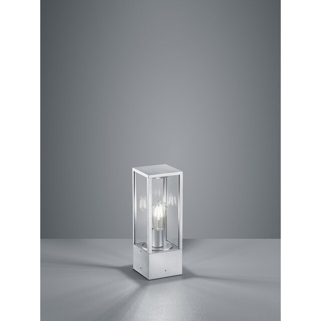 staande matgrijze aluminium buitenlamp met e27 fitting en maximaal 60 watt vermogen staande matgrijze aluminium buitenlamp met e27 fitting en maximaal 60 watt vermogen