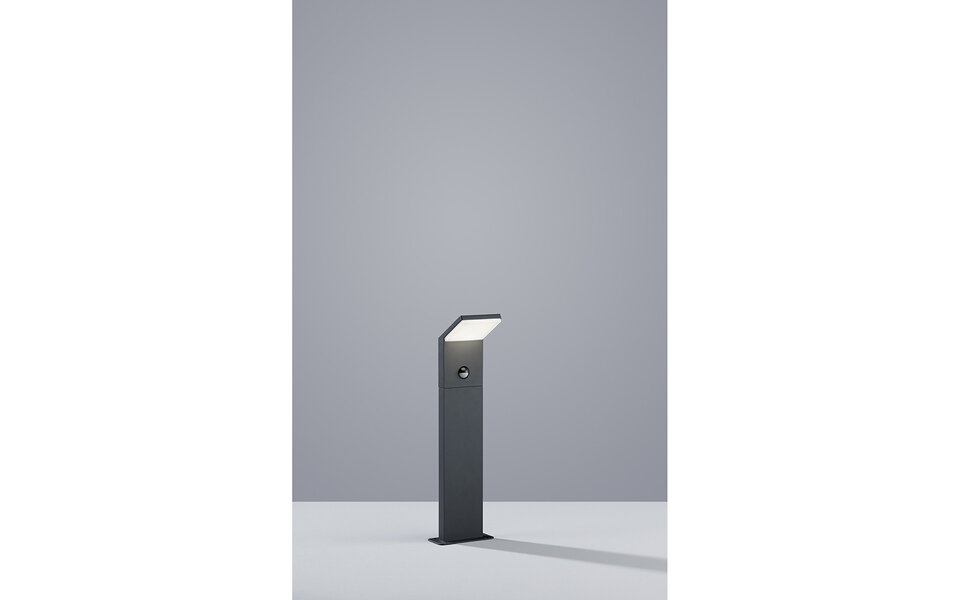 HLW LED White LED Outdoor Floor Lamp with Motion Sensor - Waterproof, Warm White 2700K-3000K, 8W LED