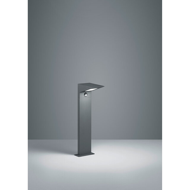 Mat antraciete rechthoekige LED vloerlamp voor buiten met bewegingssensor, 8W en warm wit licht 3000K