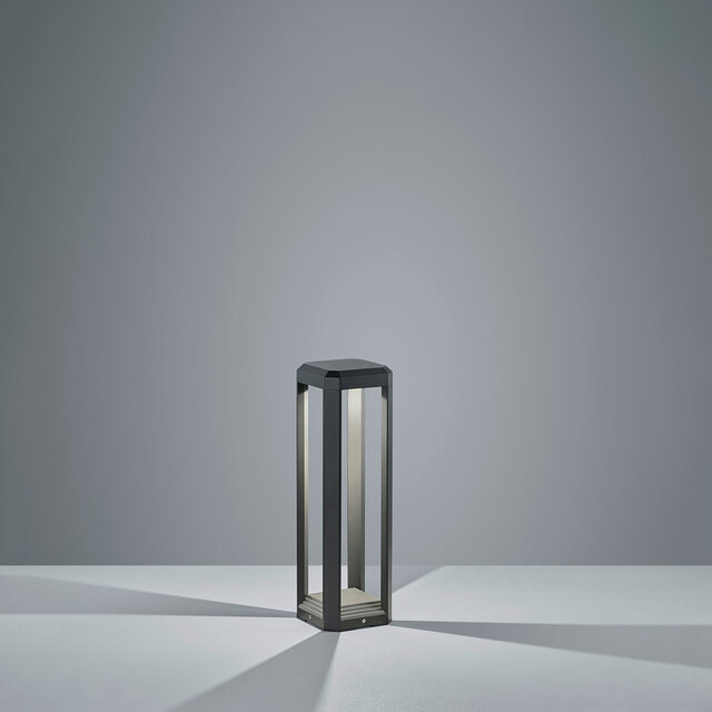 Staande mat antraciete aluminium LED buitenlamp 11W 1300 lumen warm wit licht IP65 waterdicht