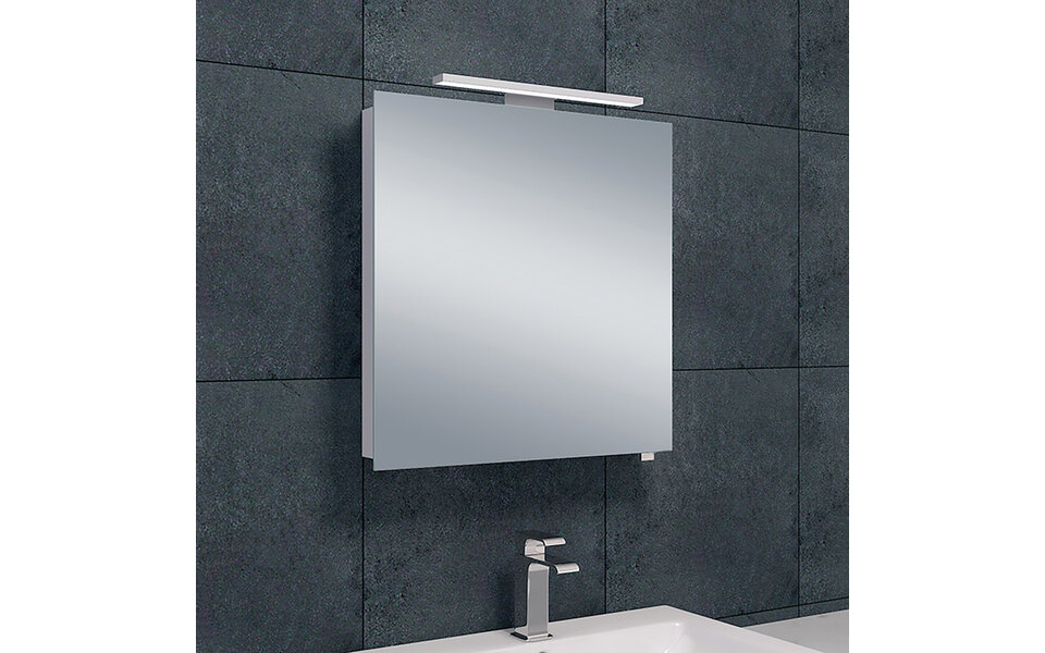 Xellanz LED Spiegelkast 60x60cm | 6W 6400K | Stopcontact | Aluminium Xellanz LED Spiegelkast 60x60cm | 6W 6400K | Stopcontact | Aluminium