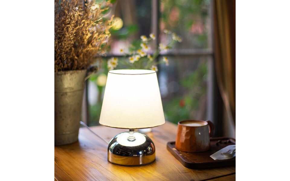 HLW LED LED Table Lamp Aigi Kali - Aluminum, Gloss Chrome, Round, E14 Fitting HLW LED LED Table Lamp Aigi Kali - Aluminum, Gloss Chrome, Round, E14 Fitting