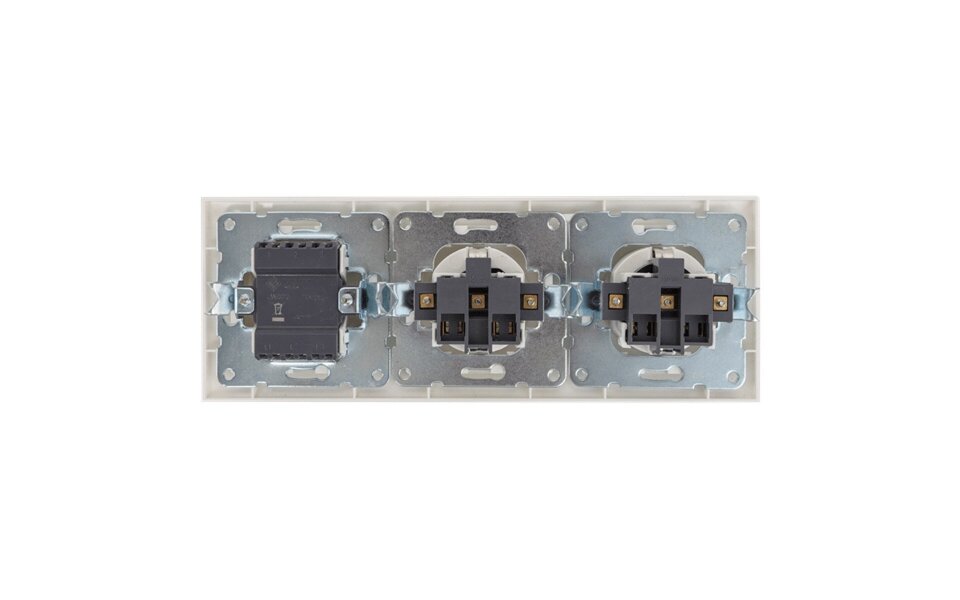 HLW LED Earthed wall socket, double, with two-way switch 16A HLW LED Earthed wall socket, double, with two-way switch 16A