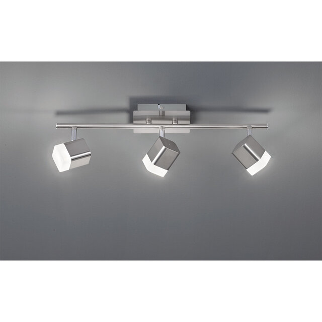 Mat nikkel drie-lichts LED plafondspot 12W warm wit 3000K met 1200 lumen lichtopbrengst Mat nikkel drie-lichts LED plafondspot 12W warm wit 3000K met 1200 lumen lichtopbrengst