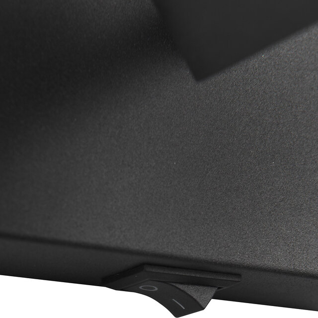 rond zwarte en witte LED wandspot met E14 fitting en 15W vermogen voor binnenverlichting