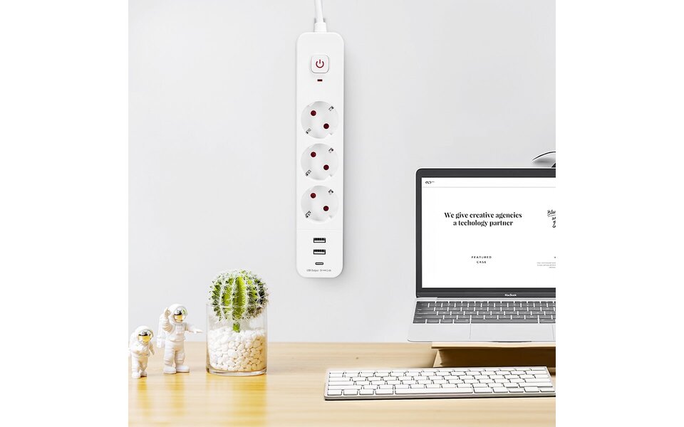 HLW LED Aigi Power Strip with USB - Extension Cord with 3 Outlets, 2 USB-A & 1 USB-C HLW LED Aigi Power Strip with USB - Extension Cord with 3 Outlets, 2 USB-A & 1 USB-C